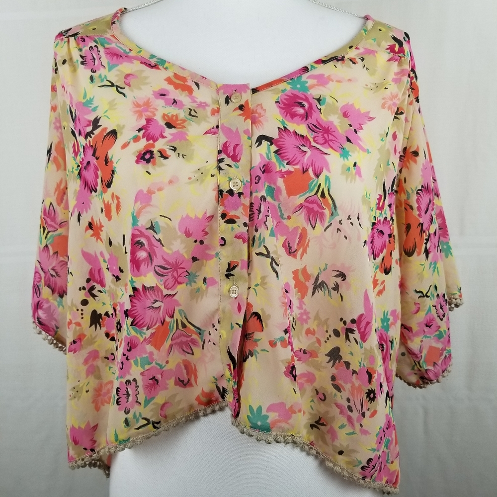 Band of Gypsies short sleeve floral button top L